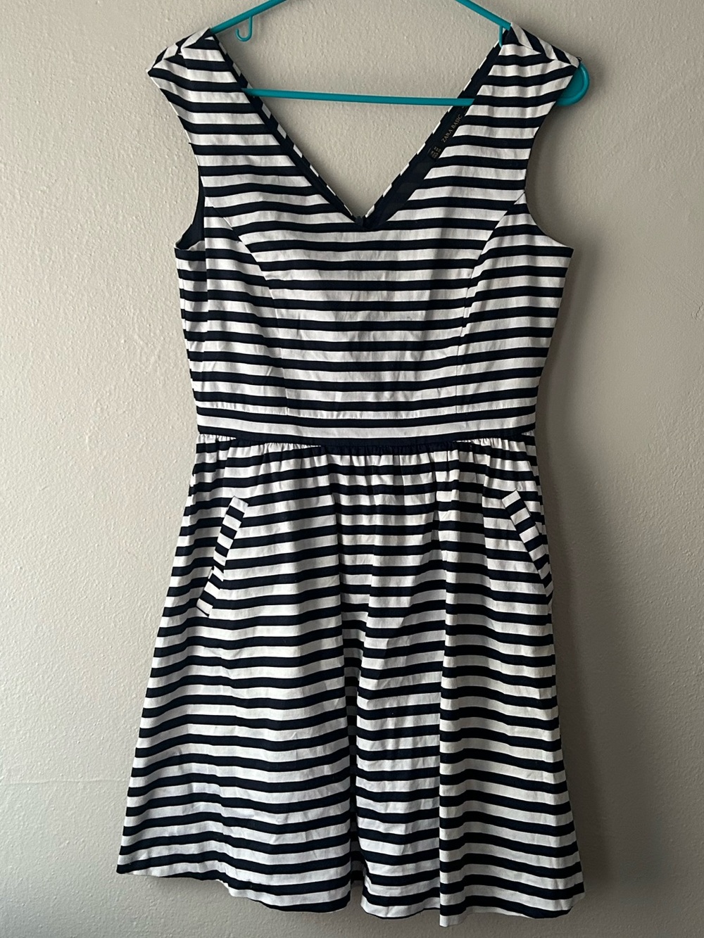 Zara Basic V-Neck Mini Dress with Pockets